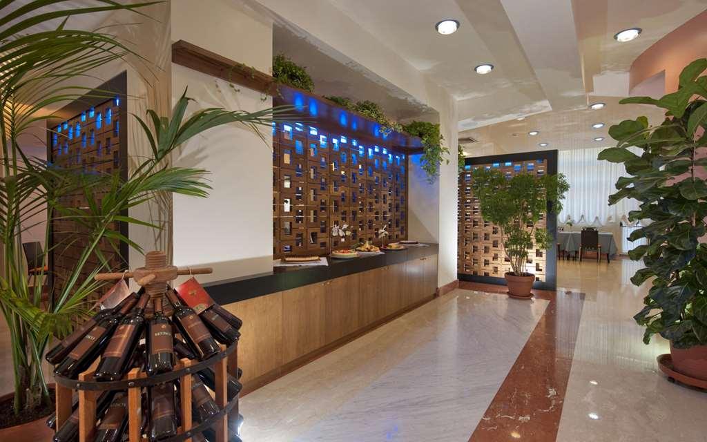 Park Hotel Centro Congressi Potenza Restaurant bilde