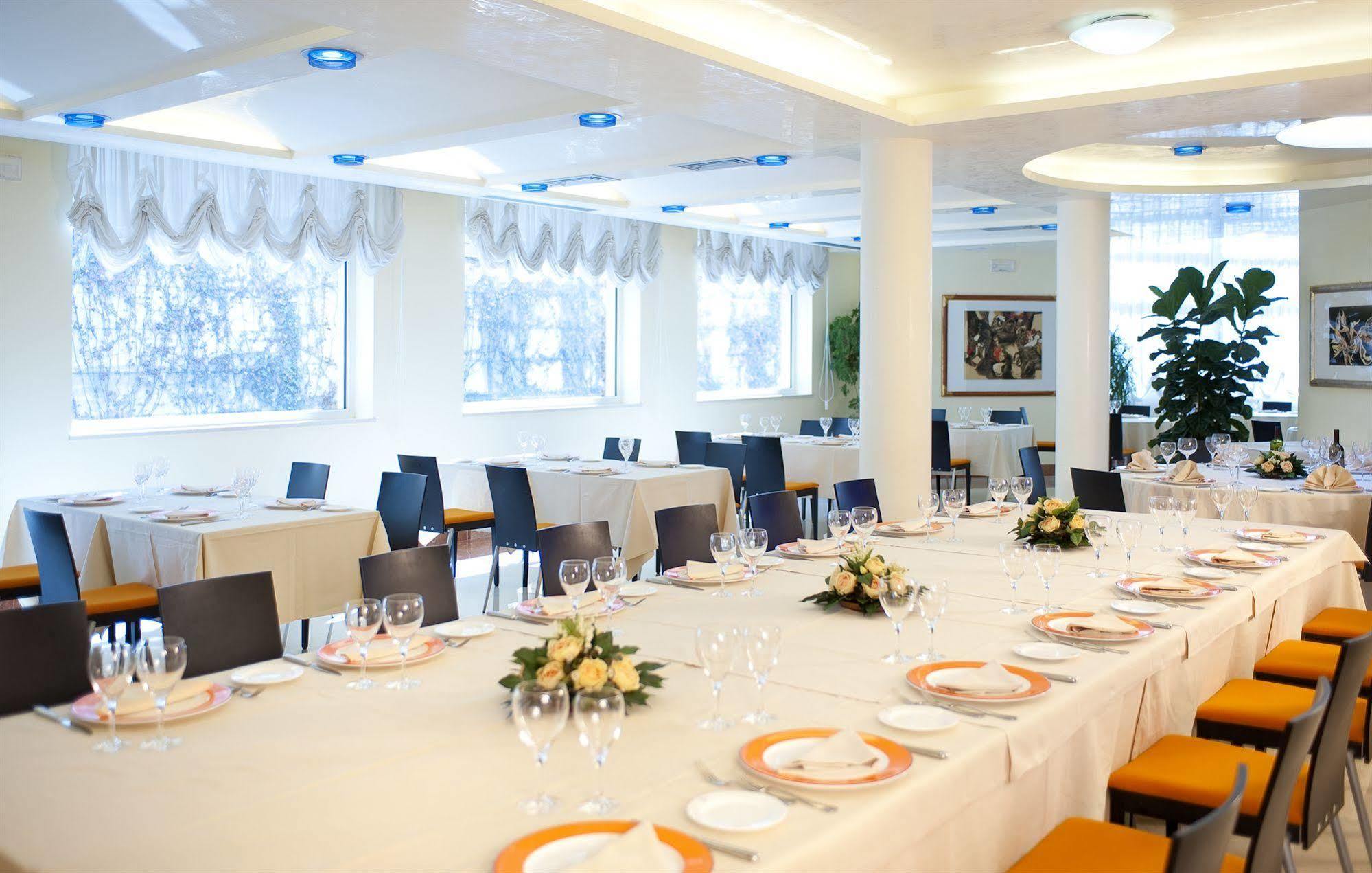 Park Hotel Centro Congressi Potenza Eksteriør bilde